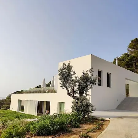 Ohlive Beach Skiathos Villa