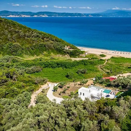 Ohlive Beach Skiathos Villa